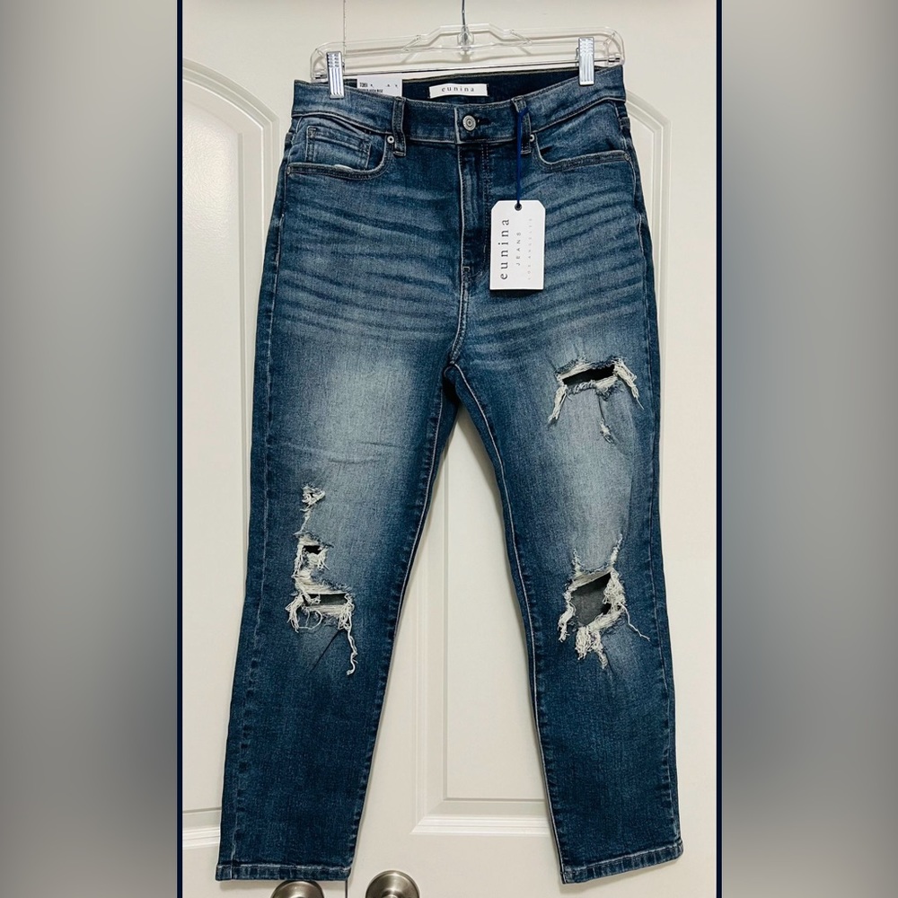 High Rise Mom Jean Crop